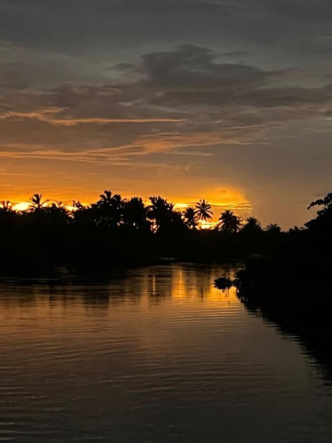 Chales Paradise Atins Luaran gambar